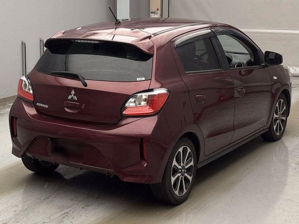 MITSUBISHI MIRAGE