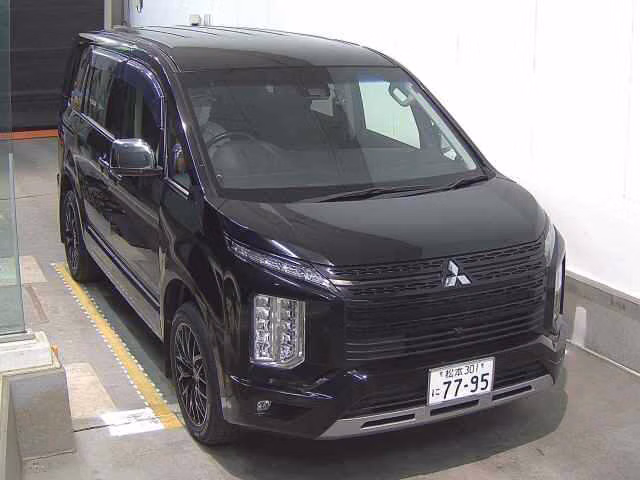 MITSUBISHI DELICA D:5