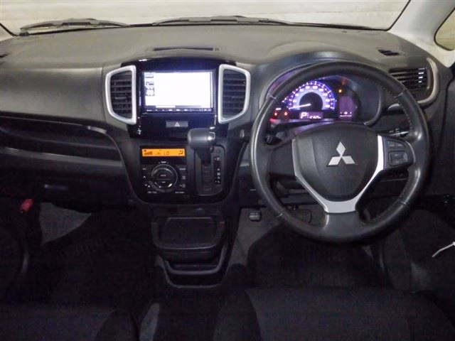 MITSUBISHI DELICA D:2