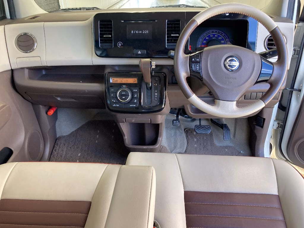 NISSAN MOCO