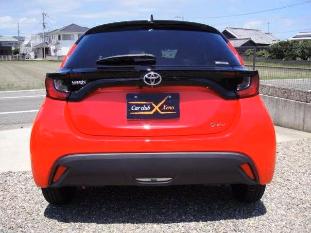 TOYOTA YARIS