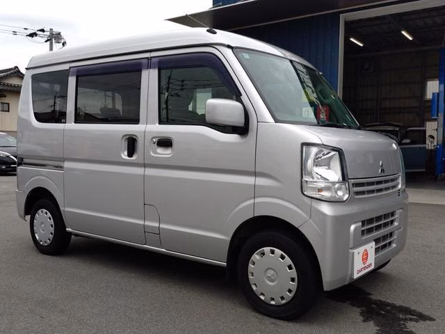 MITSUBISHI MINICAB