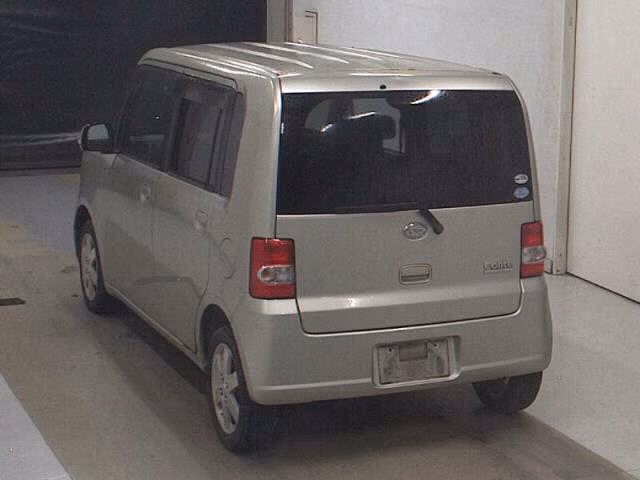 DAIHATSU MOVE CONTE