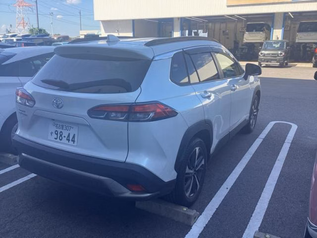 TOYOTA COROLLA CROSS