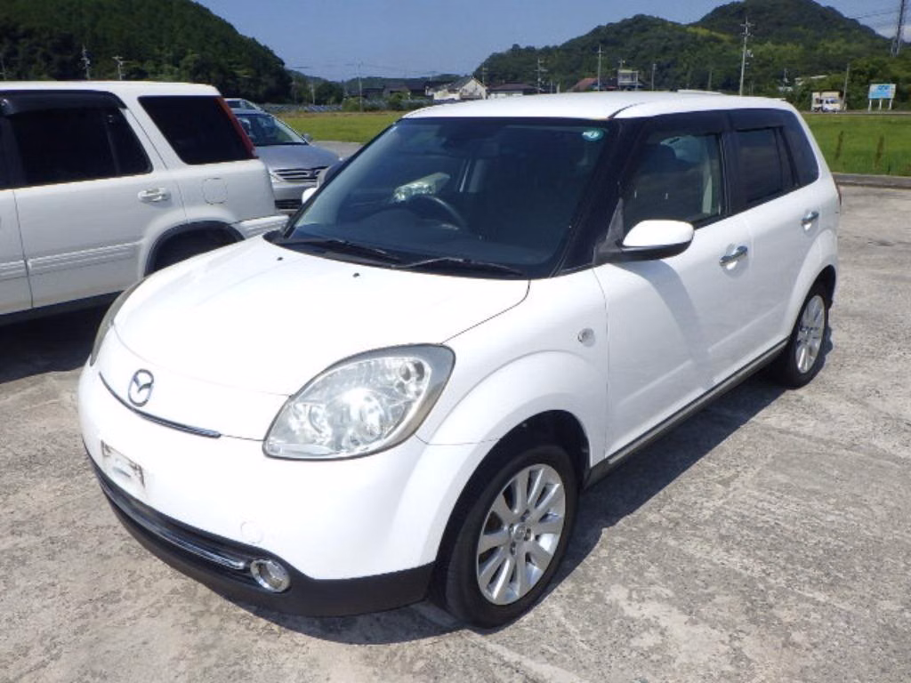 MAZDA VERISA