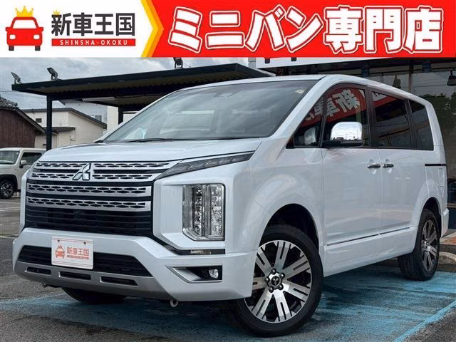 MITSUBISHI DELICA D:5