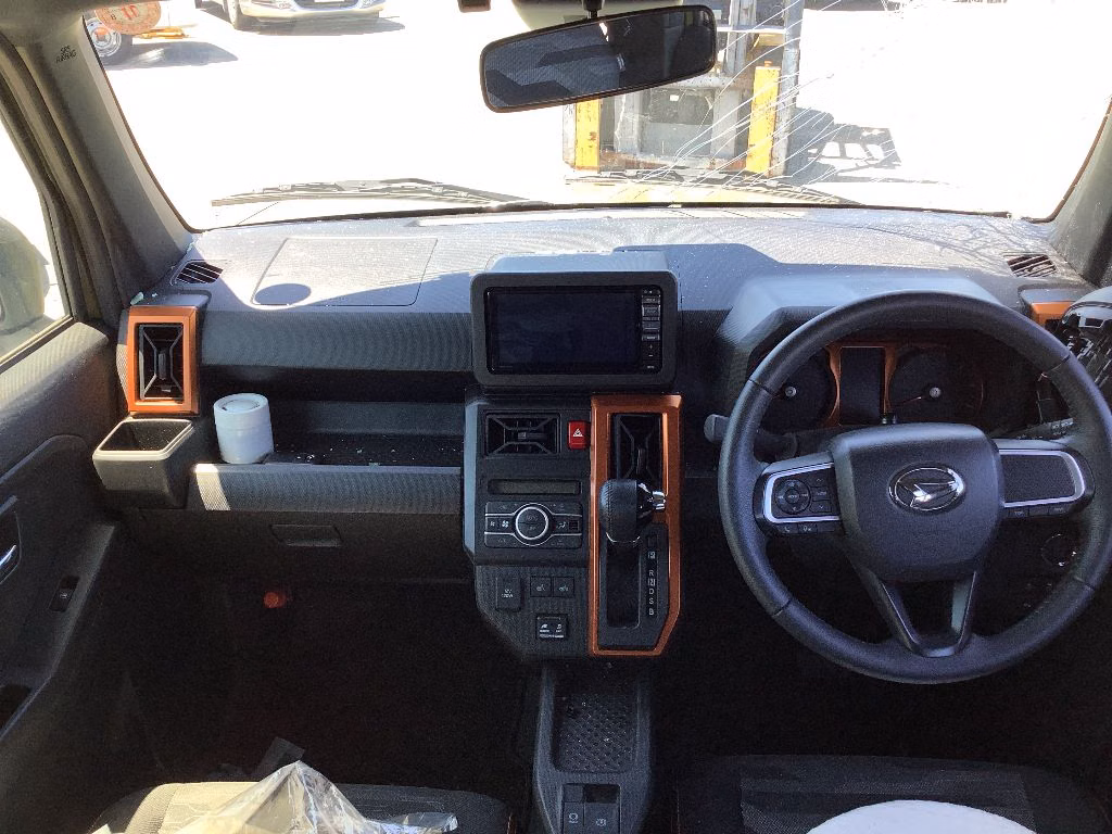 DAIHATSU TAFT