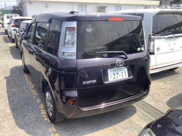 TOYOTA SIENTA