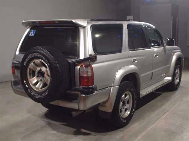 TOYOTA HILUX SURF