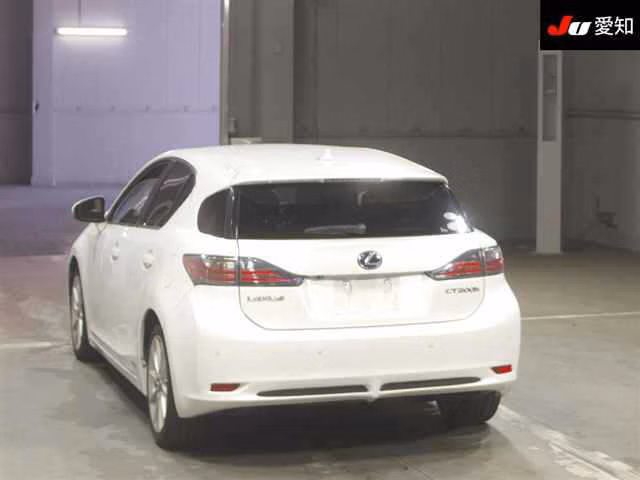 LEXUS CT200H