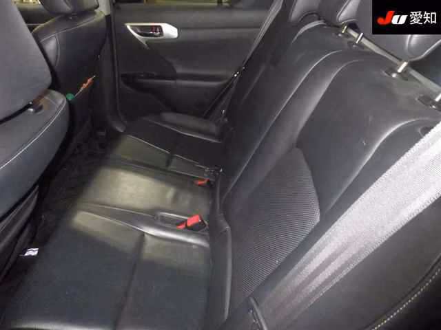 LEXUS CT200H