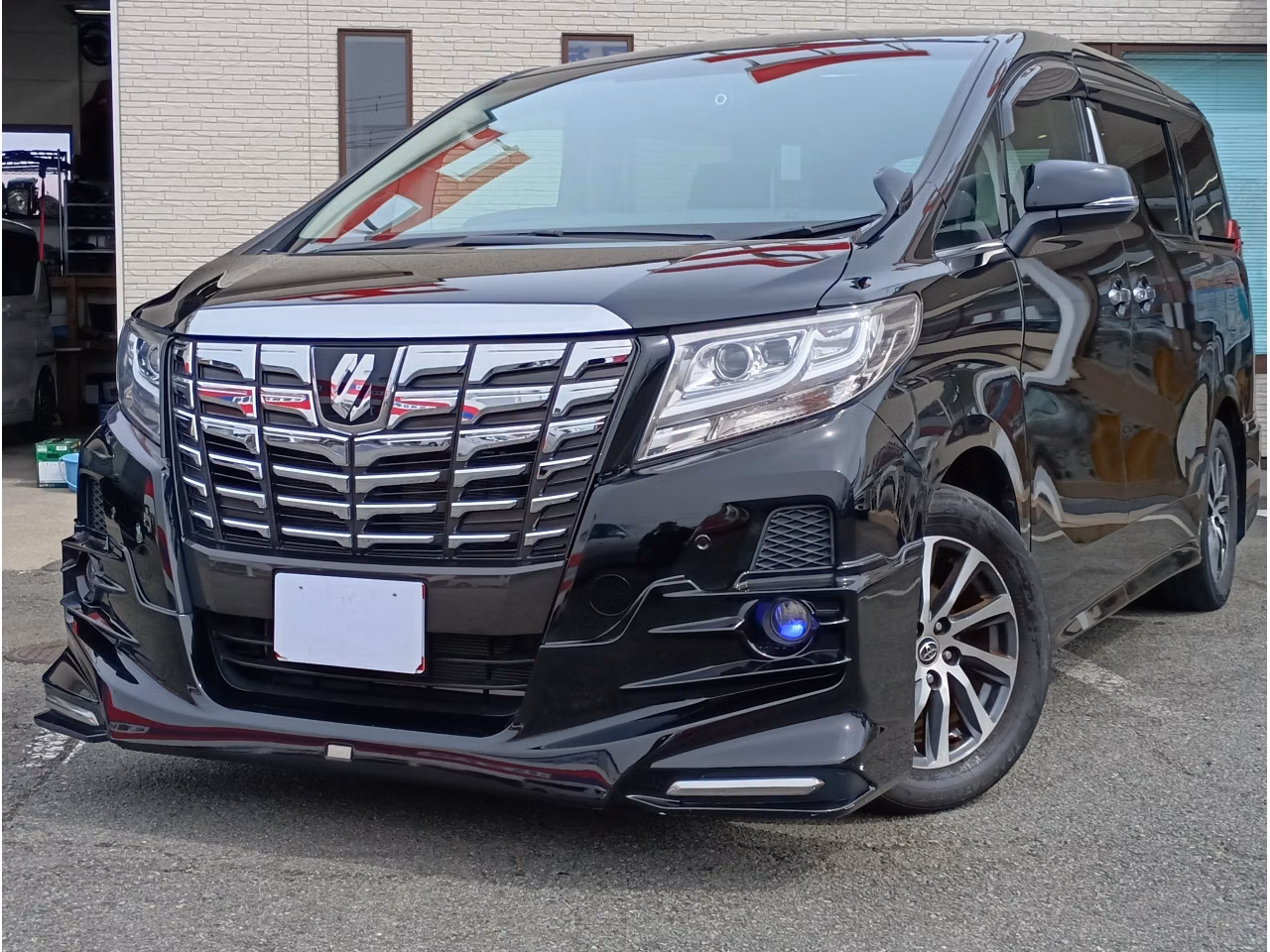 TOYOTA ALPHARD