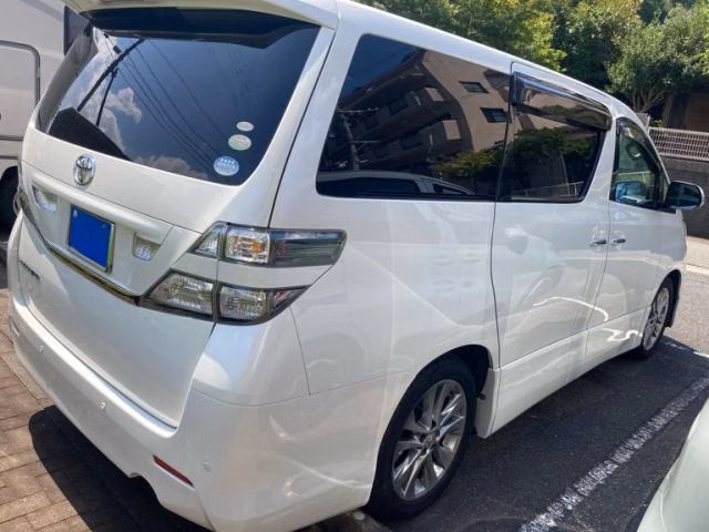 TOYOTA VELLFIRE