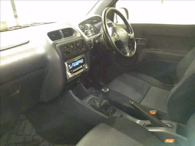 DAIHATSU TERIOS KID