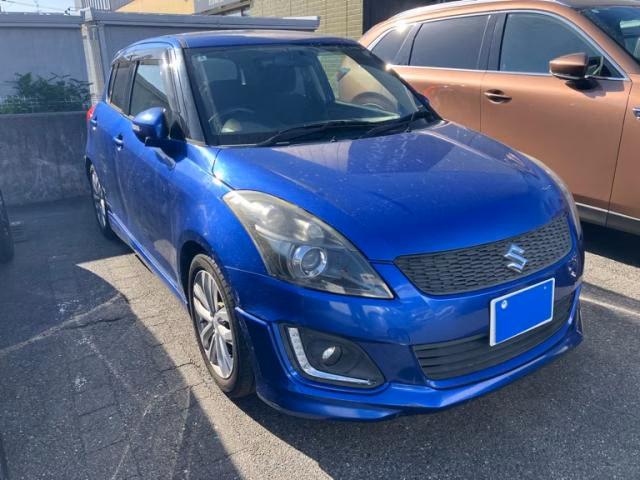 SUZUKI SWIFT