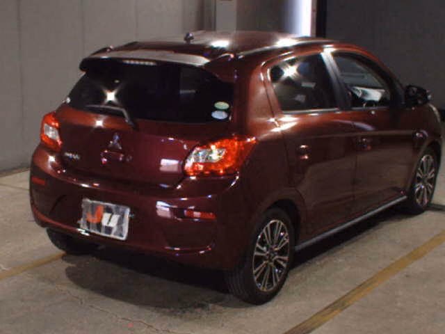 MITSUBISHI MIRAGE