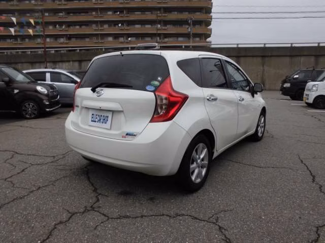 NISSAN NOTE