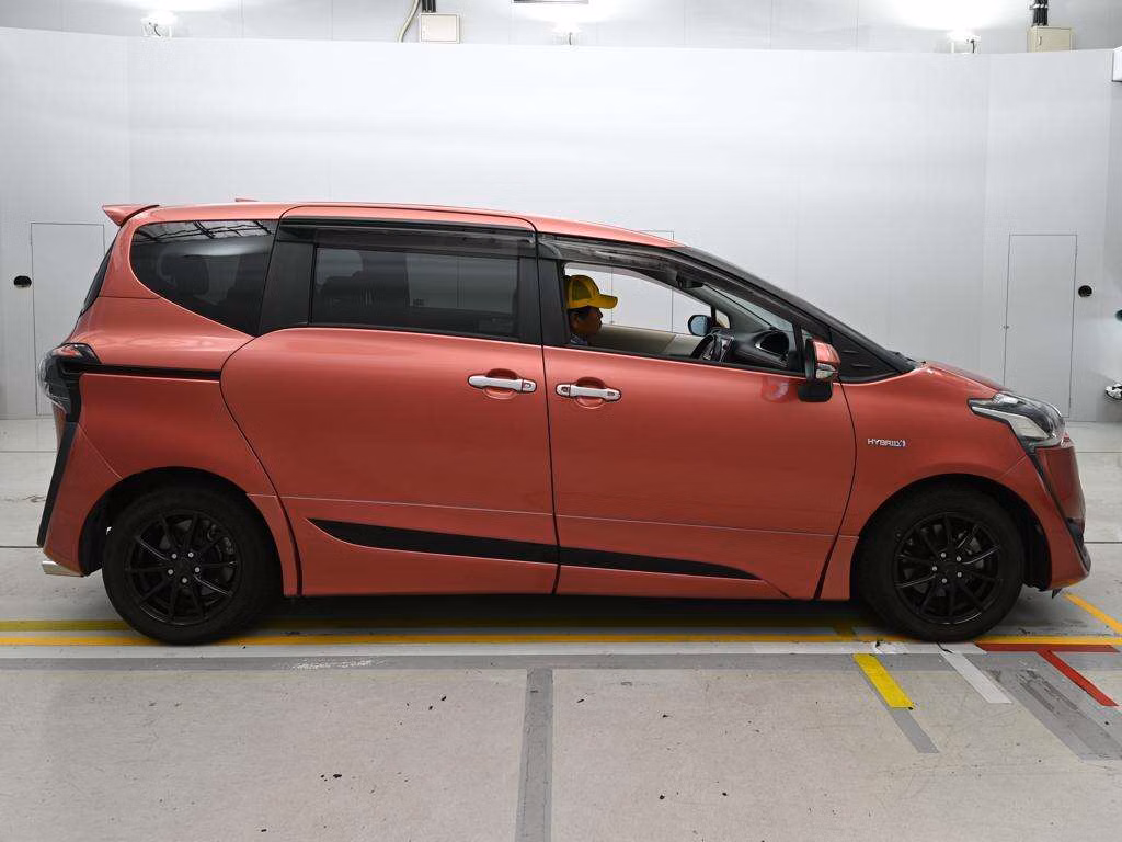 TOYOTA SIENTA