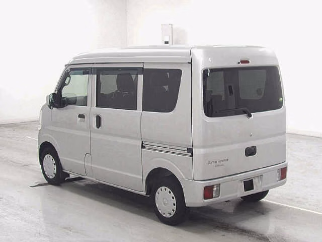 MITSUBISHI MINICAB