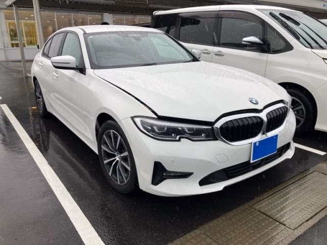 BMW 3-SERIES