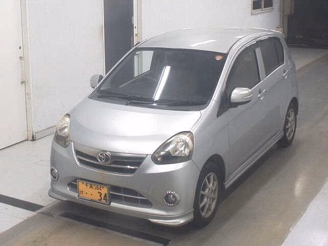TOYOTA PIXIS EPOCH