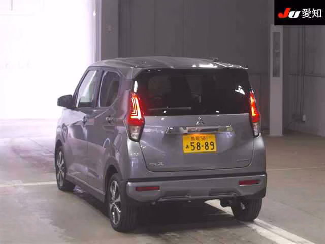 MITSUBISHI EK X