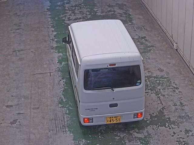 MITSUBISHI MINICAB