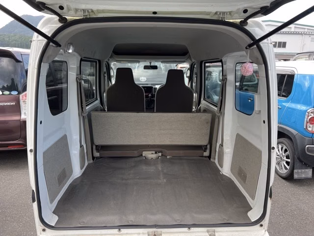 MITSUBISHI MINICAB