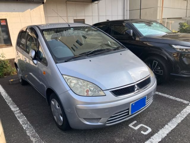 MITSUBISHI COLT