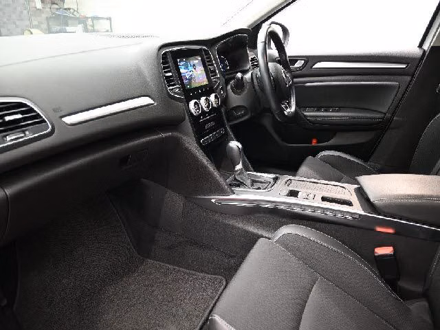 RENAULT MEGANE