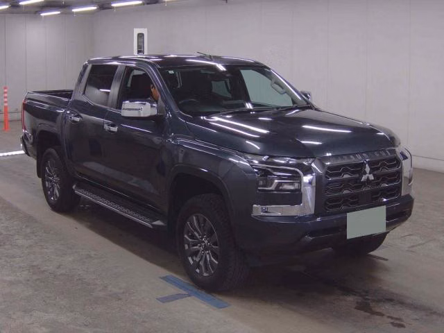 MITSUBISHI TRITON