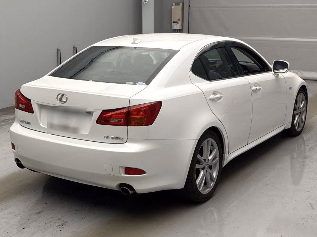 LEXUS IS250