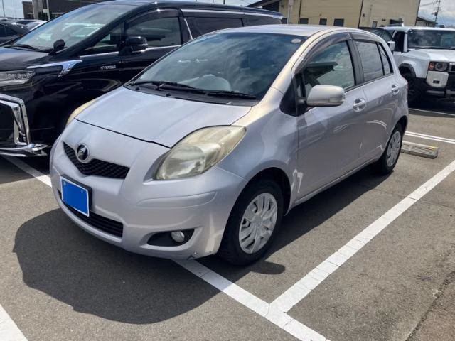 TOYOTA VITZ