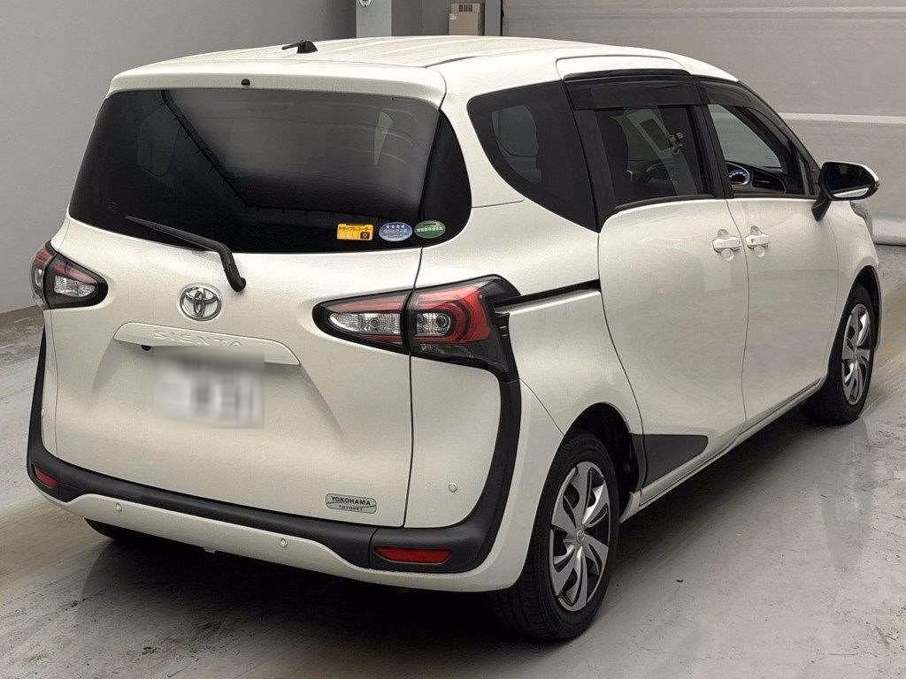 TOYOTA SIENTA
