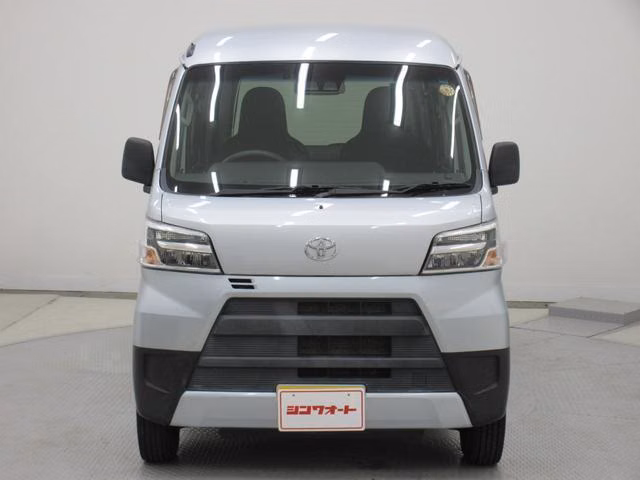 TOYOTA PIXIS VAN