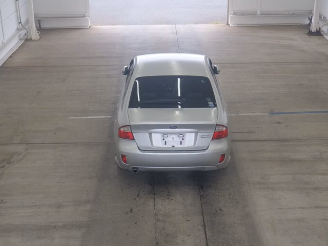 SUBARU LEGACY B4