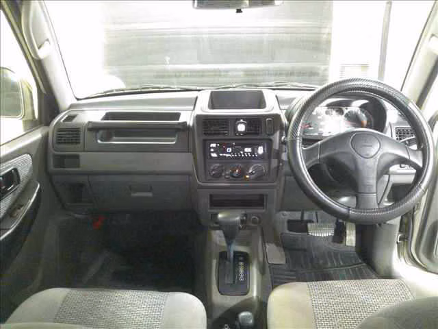 MITSUBISHI PAJERO MINI