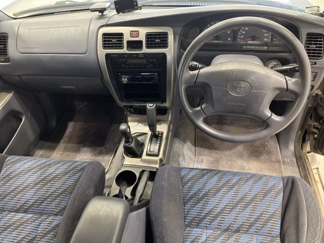 TOYOTA HILUX SURF