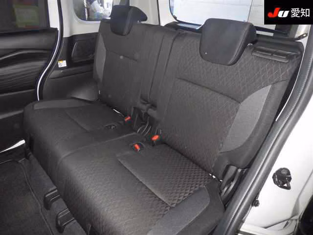 MITSUBISHI DELICA D:2