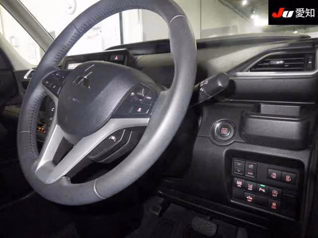MITSUBISHI DELICA D:2