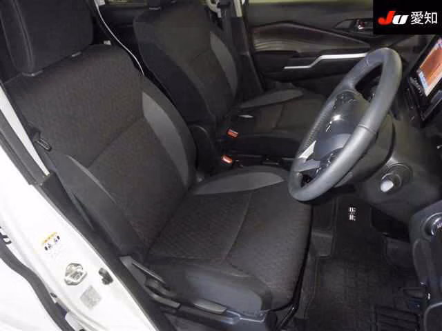 MITSUBISHI DELICA D:2