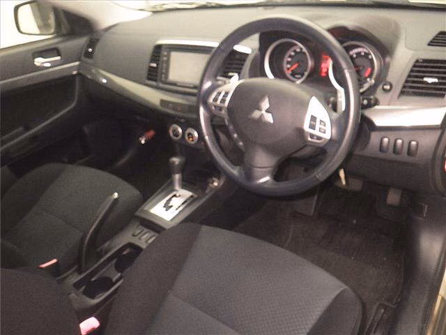 MITSUBISHI GALANT FORTIS