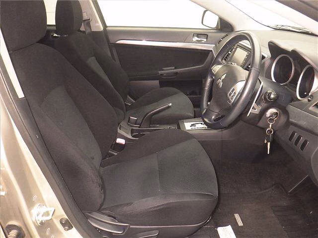 MITSUBISHI GALANT FORTIS