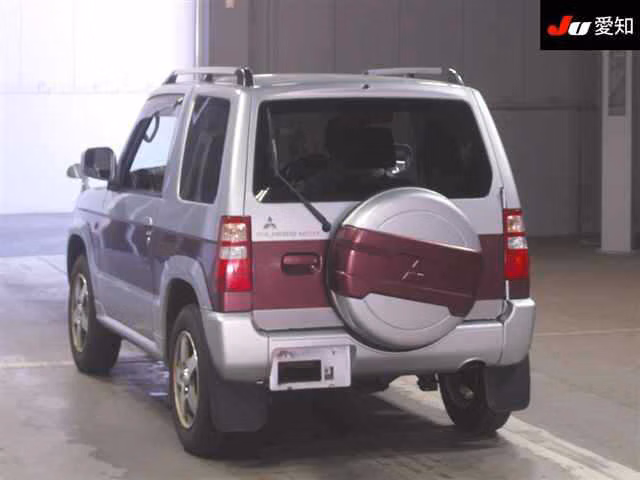MITSUBISHI PAJERO MINI