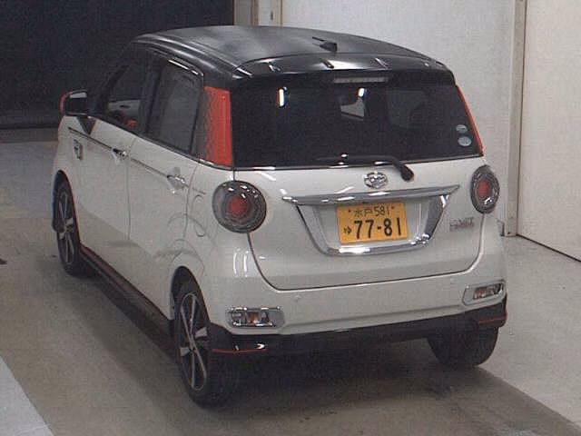 DAIHATSU CAST