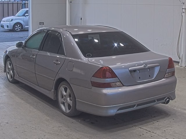 TOYOTA MARK II