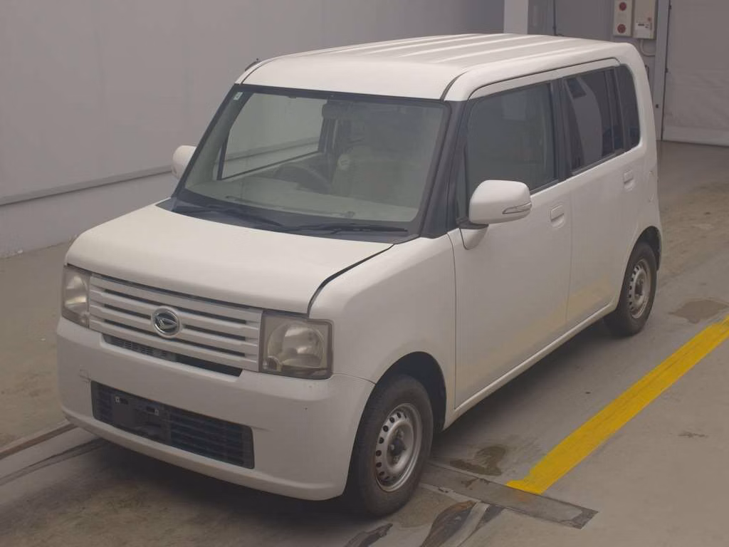 DAIHATSU MOVE CONTE