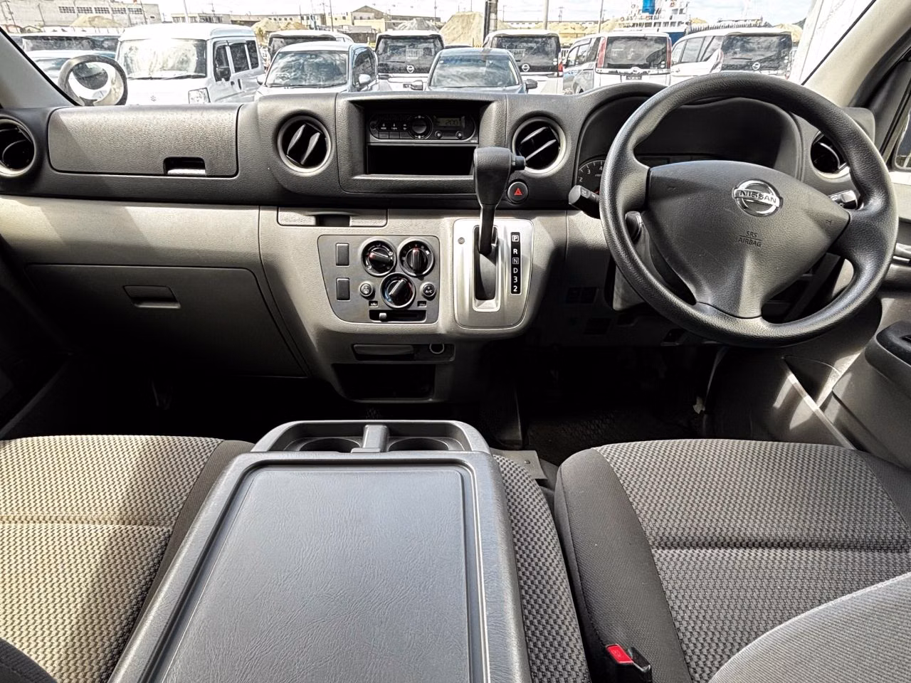 NISSAN NV350 CARAVAN