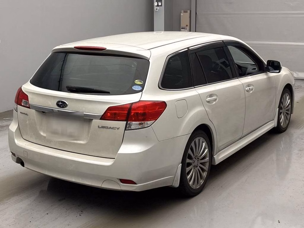 SUBARU LEGACY