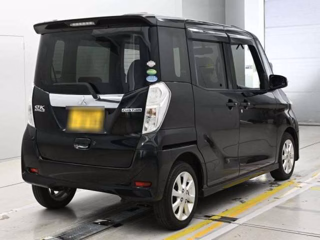 MITSUBISHI EK SPACE